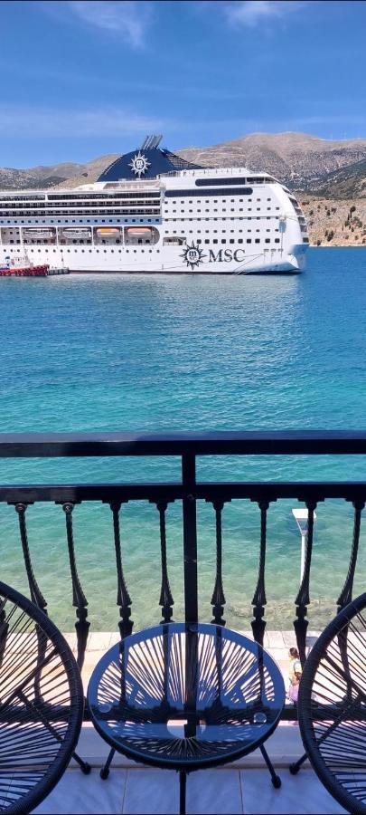 Celebrity Hotel Argostoli  Exterior photo
