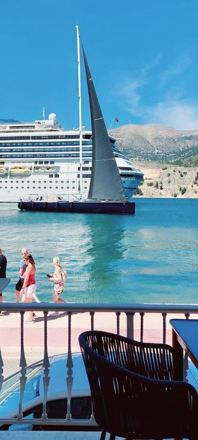 Celebrity Hotel Argostoli  Exterior photo