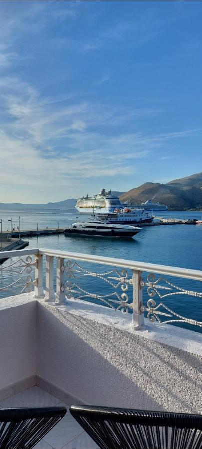 Celebrity Hotel Argostoli  Exterior photo